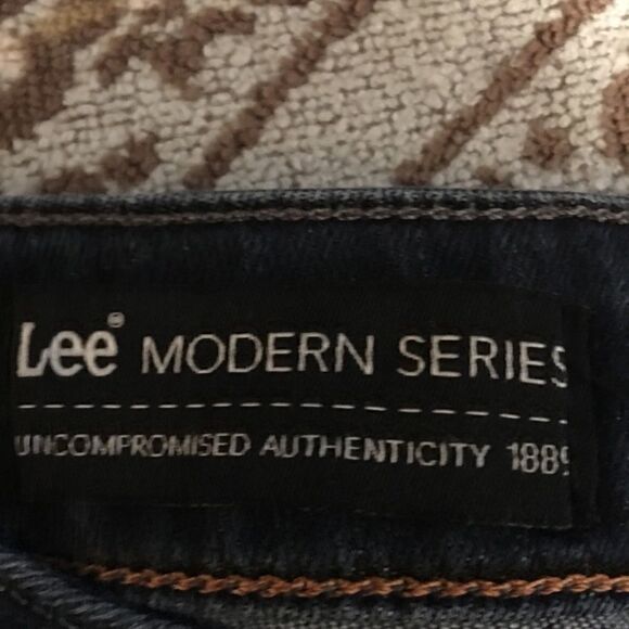 LEE Modern Series Curvy fit Silver stud pockets - Picture 5 of 6